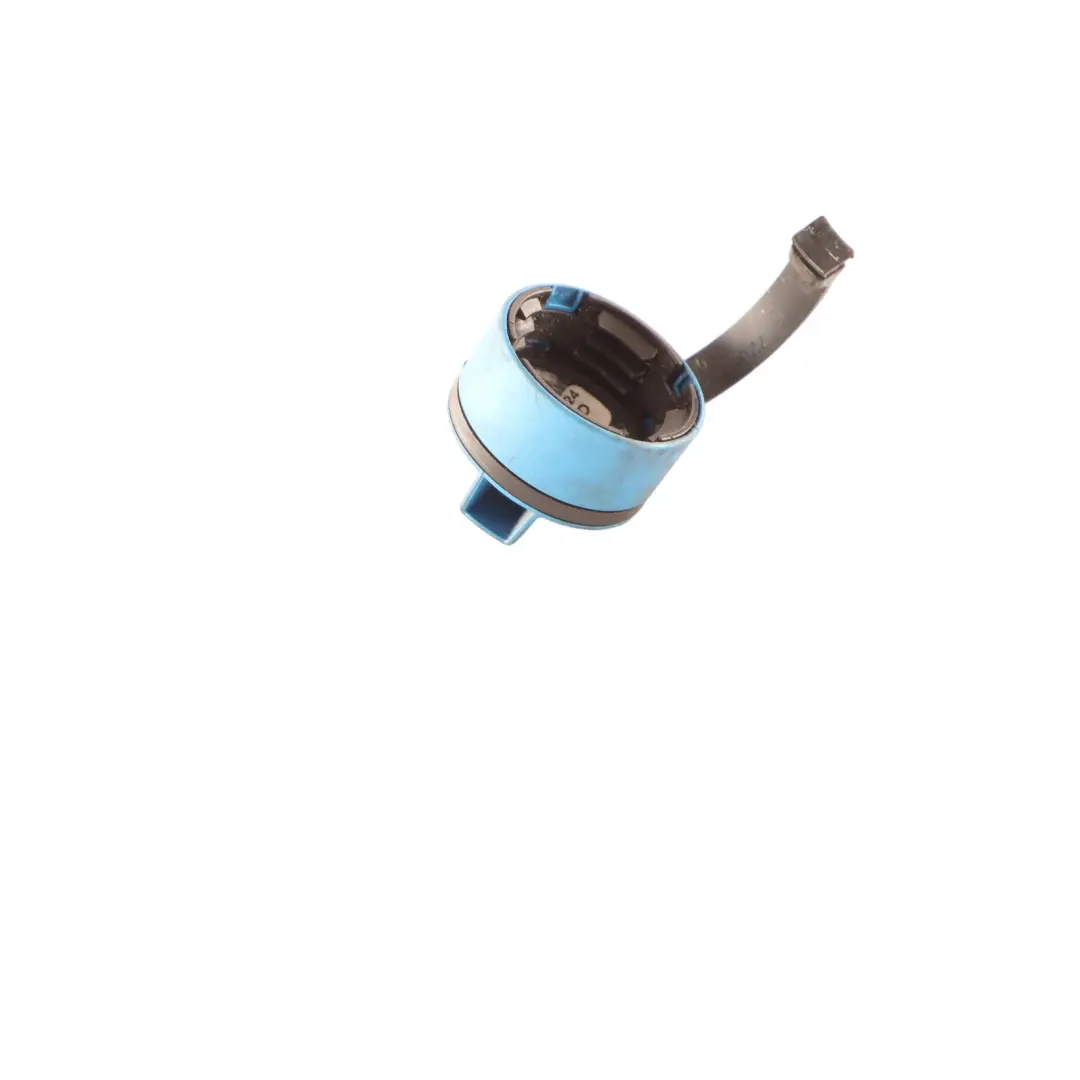 Tapa Depósito AdBlue Diesel SCR para BMW F30 F31 F32 G11 G30 con número de pieza 7269215 BMW F30 F31 F32 G11 G30 Tapa Depósito AdBlue Diesel SCR - SKU 7269215 - Número de pieza 7269215