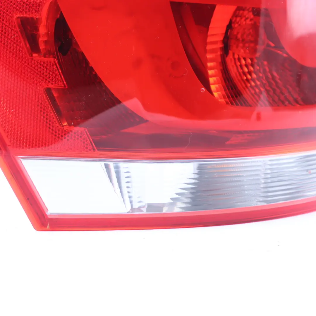 BMW E82 E88 Feu Arriere Lampe Lumiere Panneau Laterale Gauche - SKU 7273429-1 - Numéro de pièce 7273429