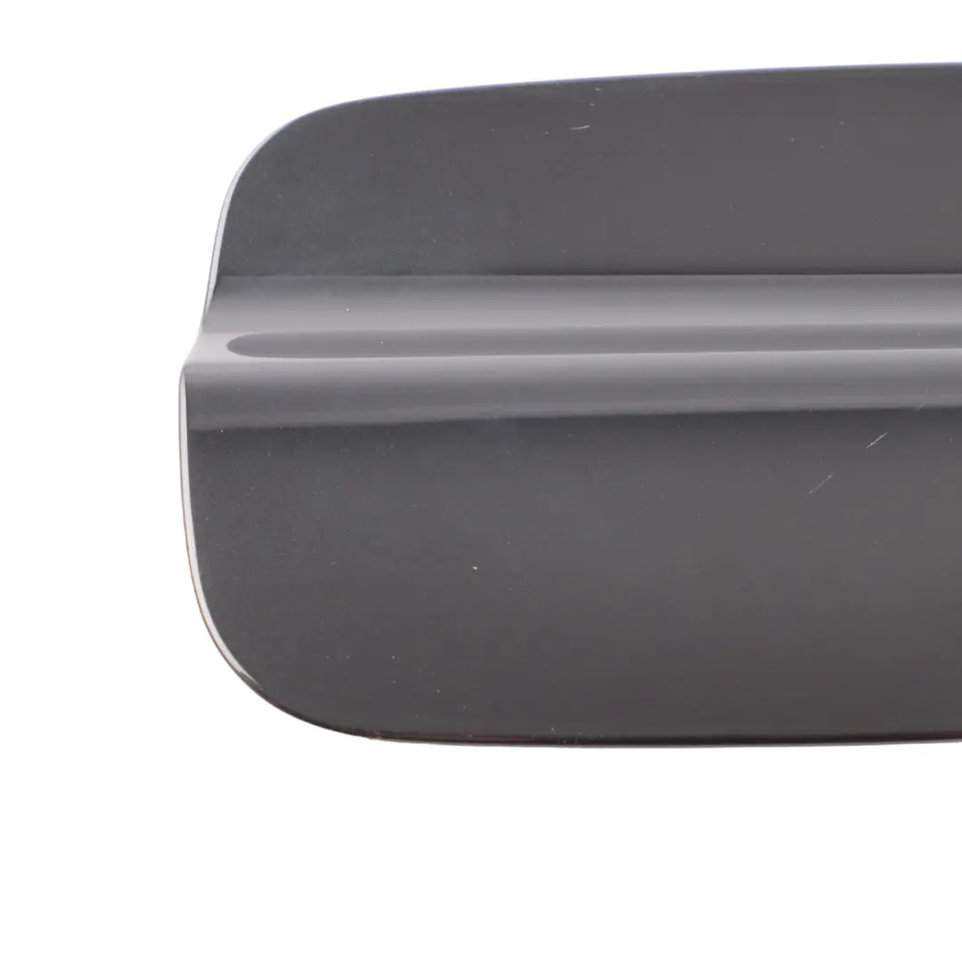 Klapka Wlewu Paliwa Czarny Szafirowy Metalik - 475 do BMW F33 o numerze 7286002 BMW F33 Klapka Wlewu Paliwa Czarny Szafirowy Metalik - 475 - SKU 7286002-BS - Numer Części 7286002