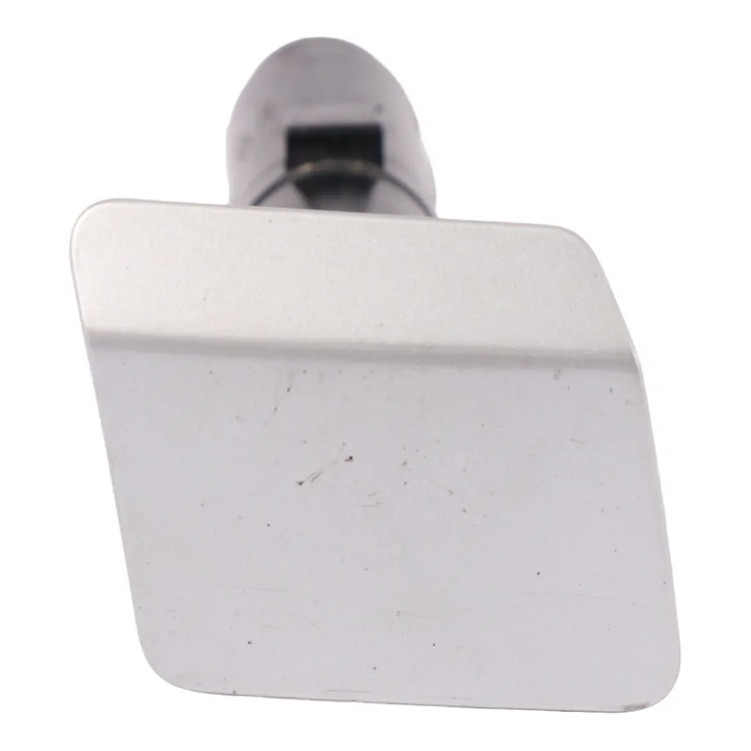 Boquilla de pulverización Lavafaros Jet Derecha Glacier Silver - A83 para BMW X5 F15 con número de pieza 7292658 BMW X5 F15 Boquilla de pulverización Lavafaros Jet Derecha Glacier Silver - A83 - SKU 7292658-GSB - Número de pieza 7292658