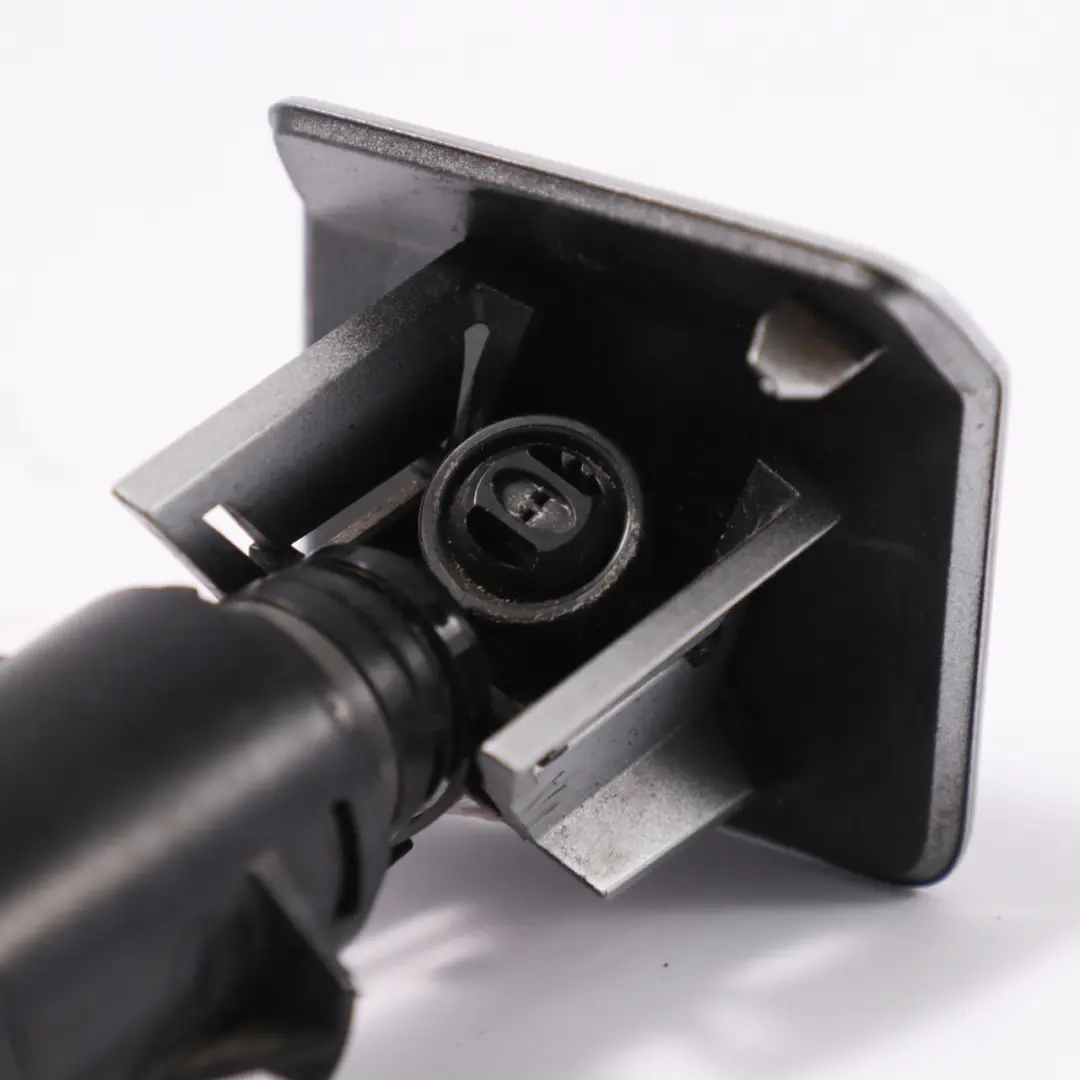  Spray Nozzle BMW X5 F15 Headlamp Washer Spray Fluid Jet Right O/S Glacier Silver - SKU 7292658-GSB - Part number 7292658