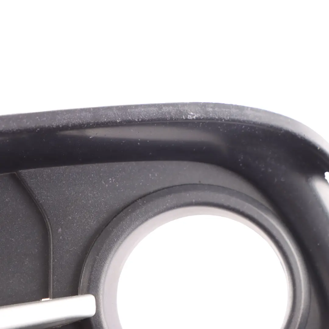 Front Bumper Closed Grid Grille Right O/S Sport Line to BMW F30 F31 with Part number 7300738 BMW F30 F31 Front Bumper Closed Grid Grille Right O/S Sport Line - SKU 7300738 - Part number 7300738