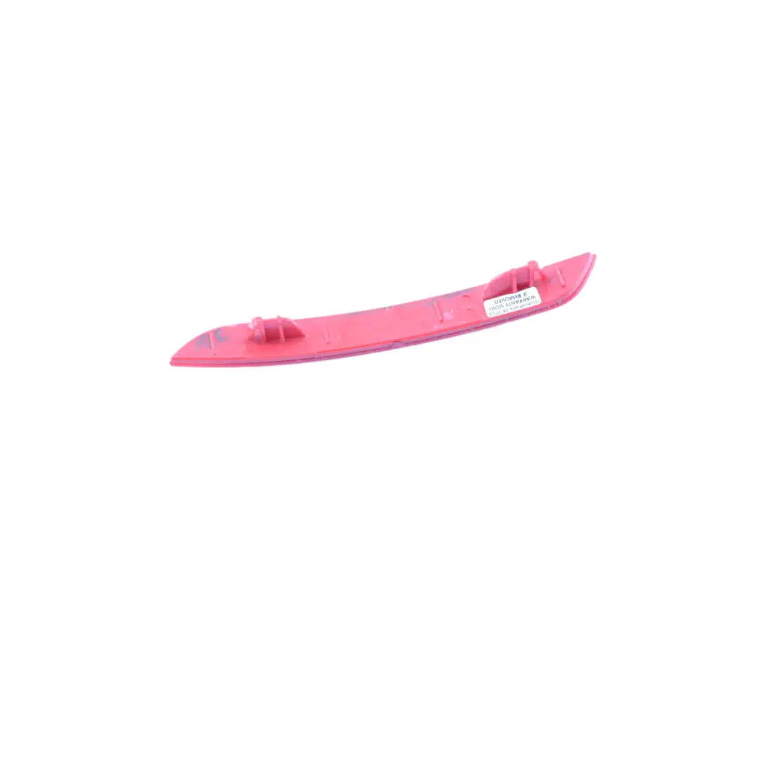 Riflettore paraurti posteriore sinistro Rosso per BMW F30 F32 F33 con numero di parte 7301187 BMW F30 F32 F33 Riflettore paraurti posteriore sinistro Rosso - SKU 7301187 - Numero di parte 7301187