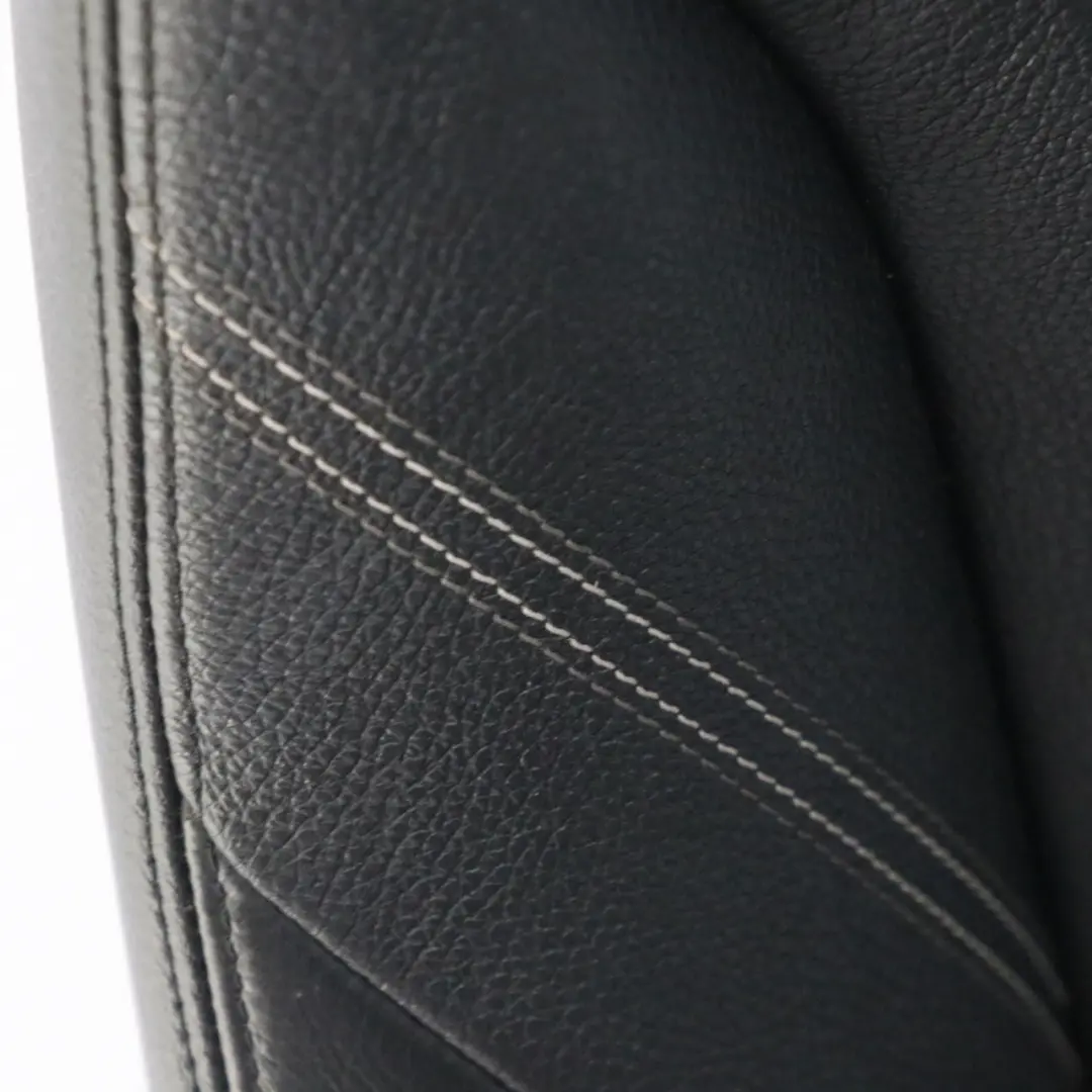 Asiento Delantero Izquierdo Cuero Dakota Negro Costura Exclusiva para BMW F30 con número de pieza 7303719 BMW F30 Asiento Delantero Izquierdo Cuero Dakota Negro Costura Exclusiva - SKU 7303719-3 - Número de pieza 7303719