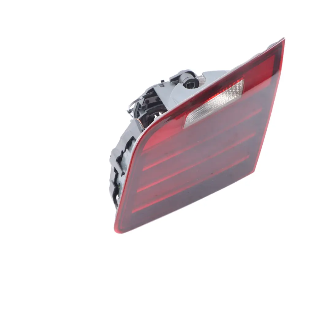 BMW F10 LCI Rear Light In Trunk Lid Right O/S Plug Socket Wiring 8377240 - SKU 7306164-2 - Part number 7306164