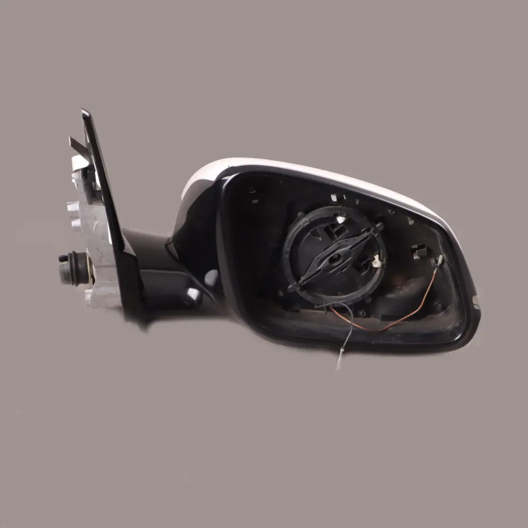 Wing Mirror Heated Door Right O/S 6 Pins Mineral White - A96 to BMW X1 E84 with Part number 7307224 BMW X1 E84 Wing Mirror Heated Door Right O/S 6 Pins Mineral White - A96 - SKU 7307224-MW - Part number 7307224