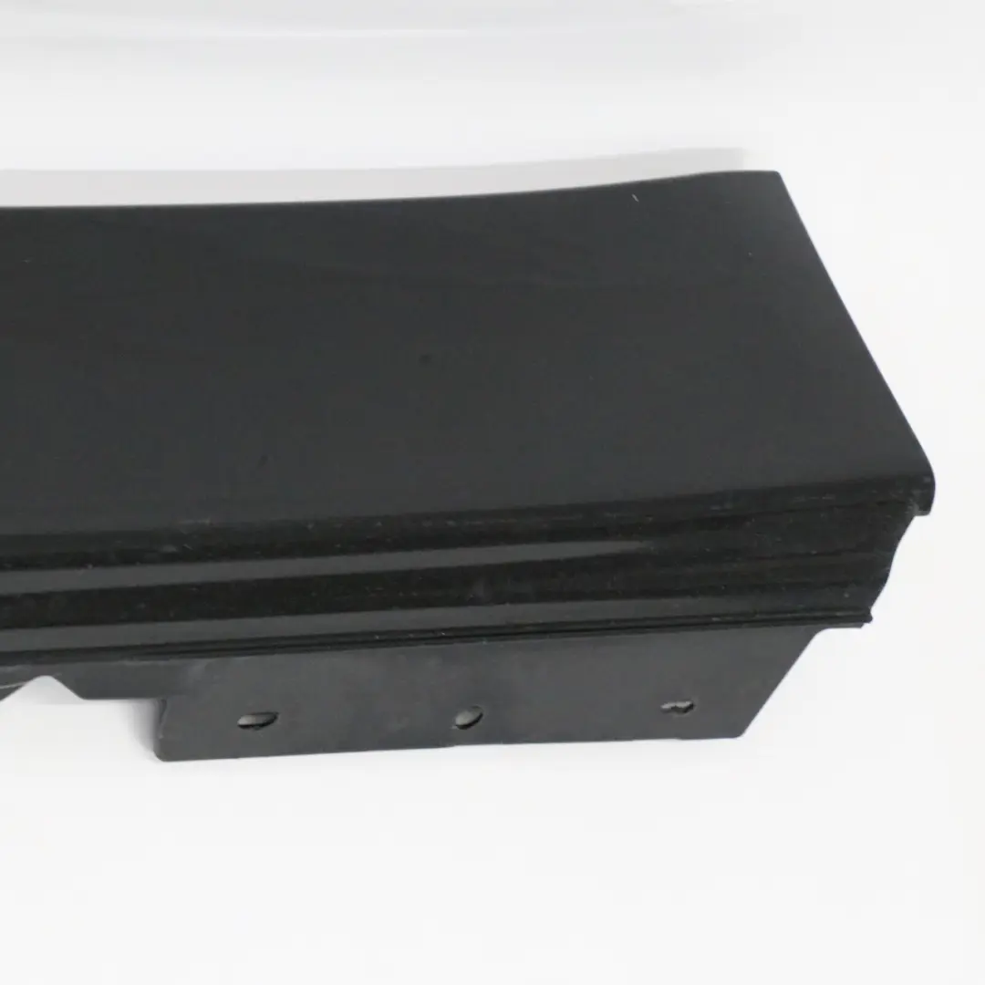 Gonna laterale copertura striscia davanzale sinistra Nero Zaffiro - 475 per BMW F30 con numero di parte 7312751 BMW F30 Gonna laterale copertura striscia davanzale sinistra Nero Zaffiro - 475 - SKU 7312751-BS3 - Numero di parte 7312751