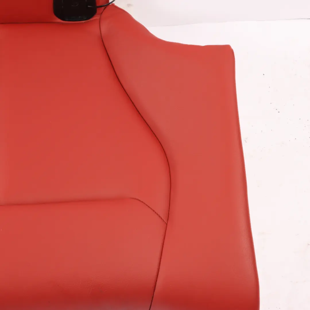 Hinten Sitzbank Bezug Leder Dakota Koralle Rot für BMW F21 mit Teilenummer 7320067 BMW F21 Hinten Sitzbank Bezug Leder Dakota Koralle Rot - SKU 7320067 - Teilenummer 7320067