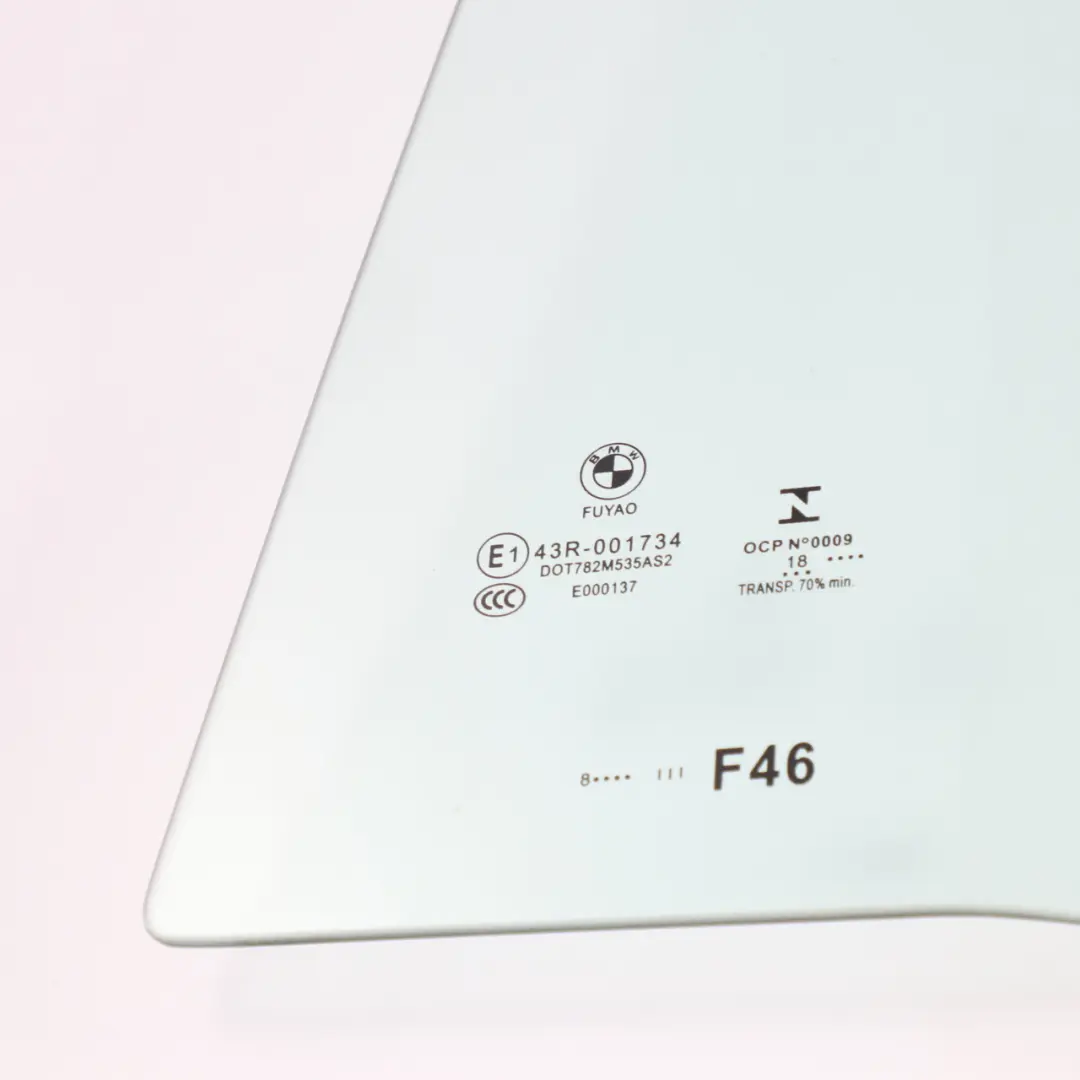 Finestrino laterale porta posteriore sinistra Vetro AS2 per BMW F46 con numero di parte 7321063 BMW F46 Finestrino laterale porta posteriore sinistra Vetro AS2 - SKU 7321063 - Numero di parte 7321063