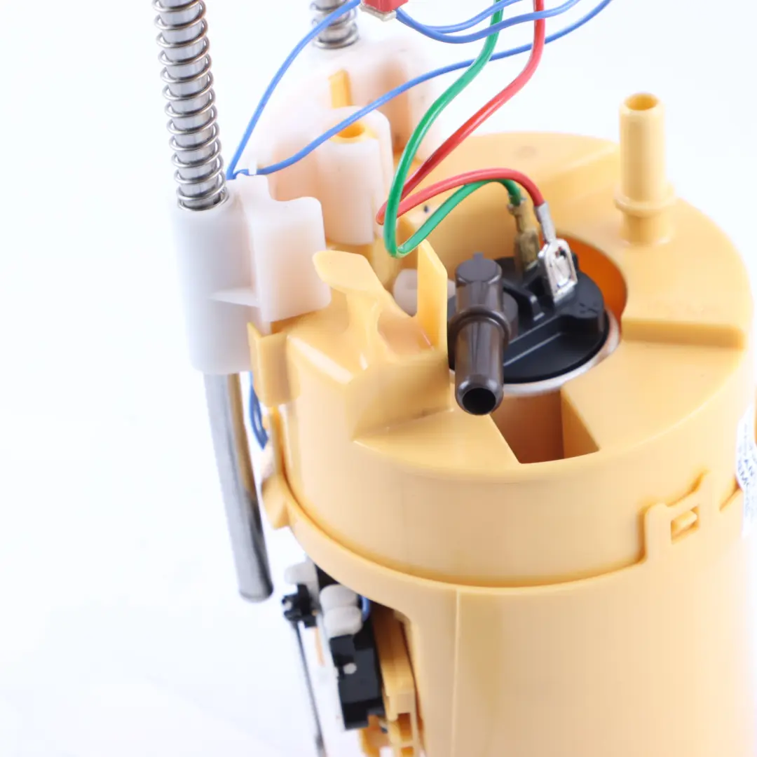 BMW X5 F15 X6 F16 Delivery Unit With In Tank Pump Right O/S - SKU 7324296 - Part number 7324296