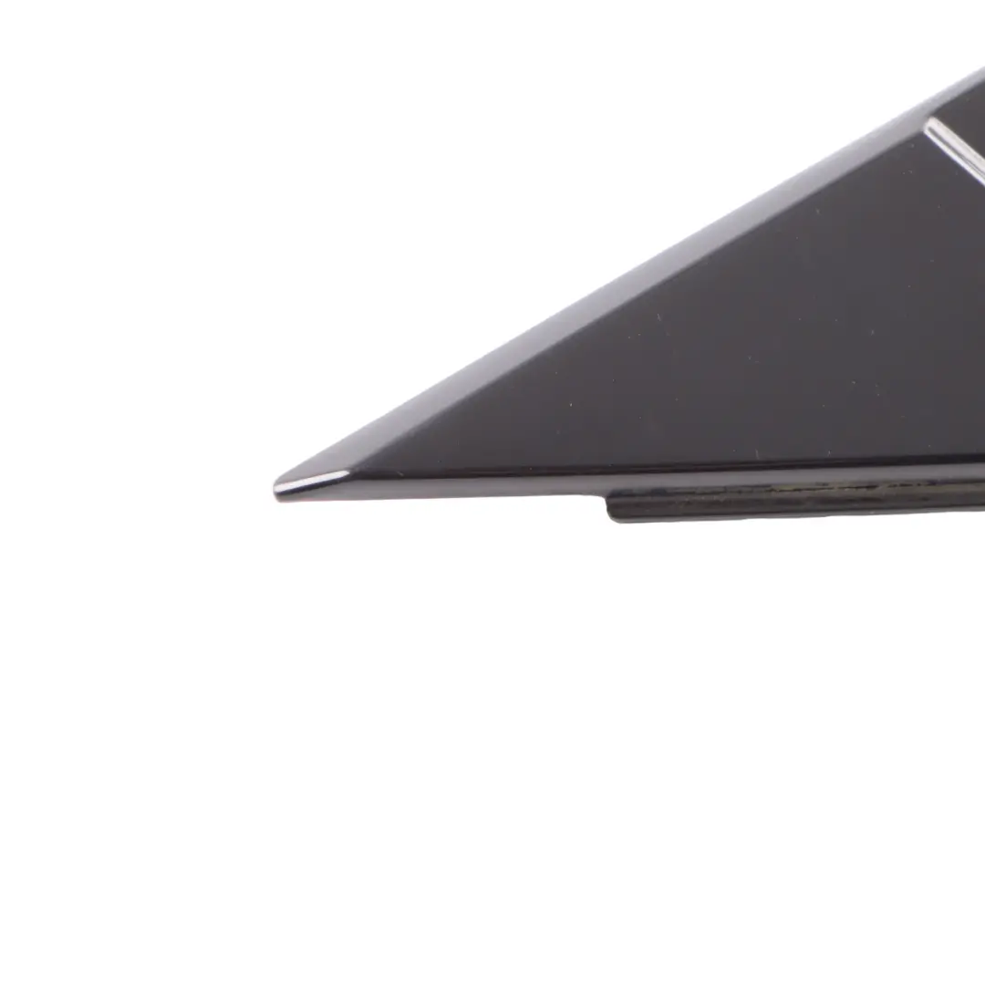 Cache Triangulaire Extérieur Porte Avant Gauche pour Mini Cooper F54 Clubman à propos du numéro de pièce 7344187 Mini Cooper F54 Clubman Cache Triangulaire Extérieur Porte Avant Gauche - SKU 7344187 - Numéro de pièce 7344187