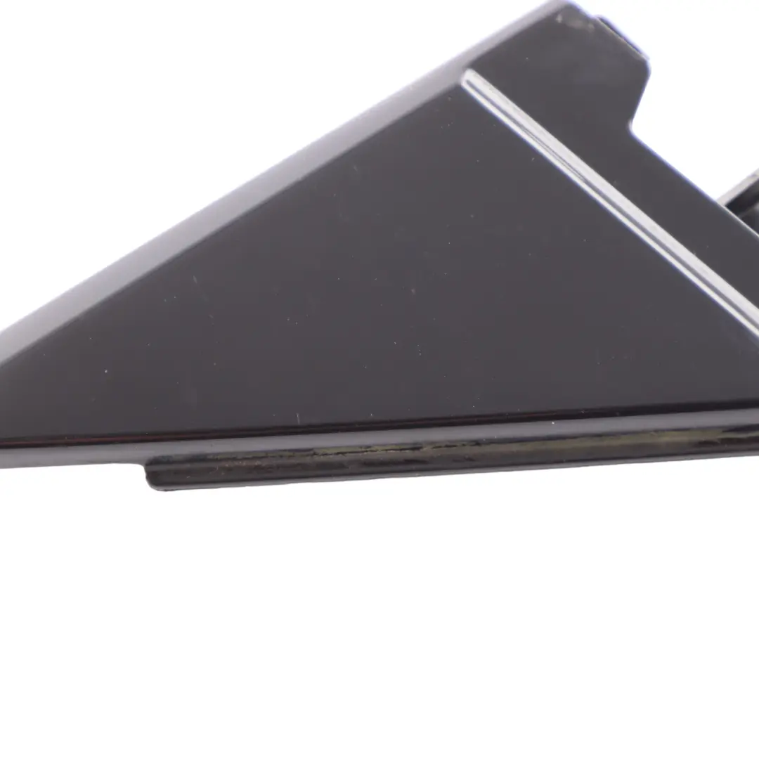 End Cover Exterior Door Triangle Front Left N/S to Mini Cooper F54 Clubman with Part number 7344187 Mini Cooper F54 Clubman End Cover Exterior Door Triangle Front Left N/S - SKU 7344187 - Part number 7344187