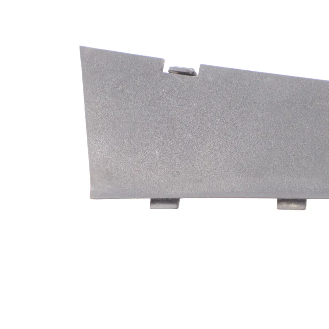 BMW F83 Luz Trasera Cubierta Panel Derecho 7366068 - SKU 7366068-1 - Número de pieza 7350868