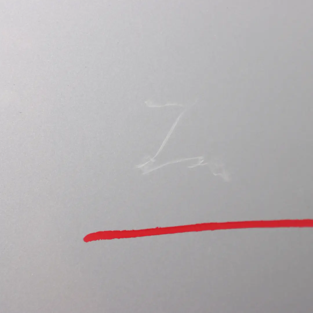 Upper Spoiler Tailagte Boot Panel Trim Glacier Silver - A83 to BMW X5 F15 Rear with Part number 7381572 BMW X5 F15 Rear Upper Spoiler Tailagte Boot Panel Trim Glacier Silver - A83 - SKU 7381572-GSB1 - Part number 7381572