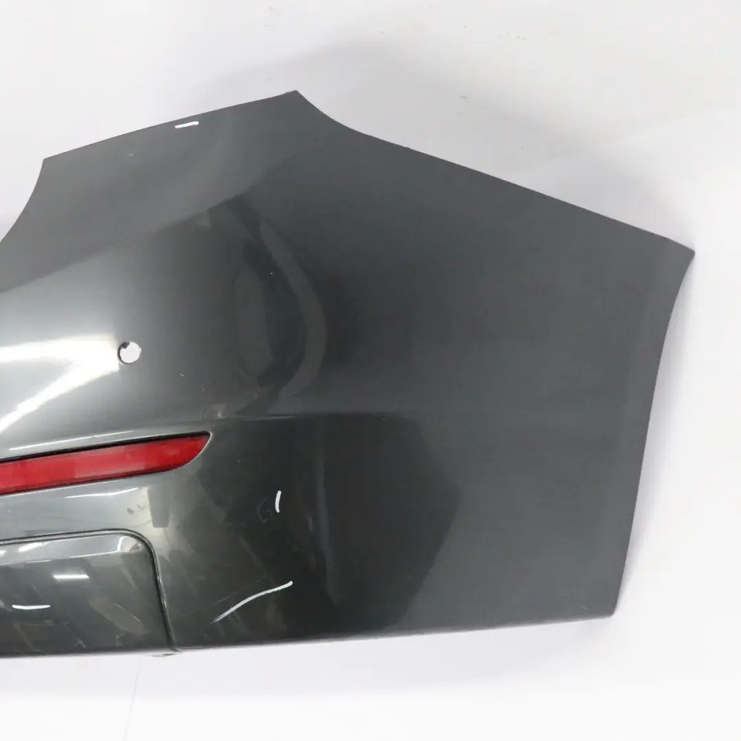 Zderzak Tylny PDC Mineralgrau Grey Metallic - B39 do BMW F30 LCI o numerze 7384601 BMW F30 LCI Zderzak Tylny PDC Mineralgrau Grey Metallic - B39 - SKU 7384601-MG1 - Numer Części 7384601