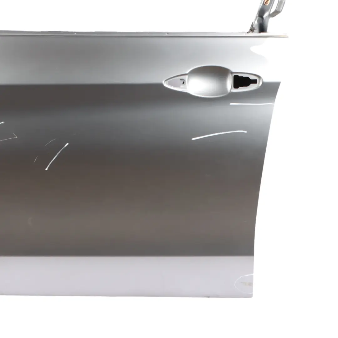 Puerta Delantera Izquierda Spacegrau Gris Espacial Metalizado - A52 para BMW X5 F15 con número de pieza 7386737 BMW X5 F15 Puerta Delantera Izquierda Spacegrau Gris Espacial Metalizado - A52 - SKU 7386737-SCG - Número de pieza 7386737