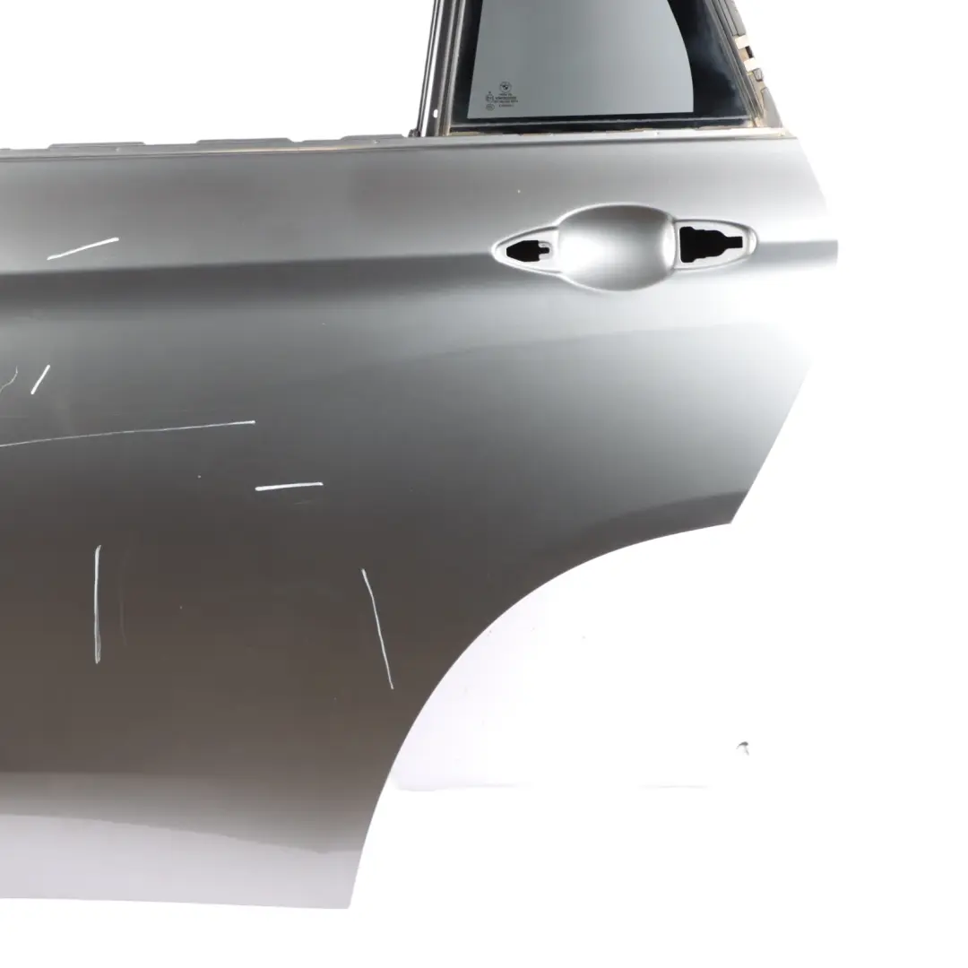Drzwi Lewe Tylne Spacegrau Szary Metalik - A52 do BMW X5 F15 o numerze 7386739 BMW X5 F15 Drzwi Lewe Tylne Spacegrau Szary Metalik - A52 - SKU 7386739-SCG - Numer Części 7386739