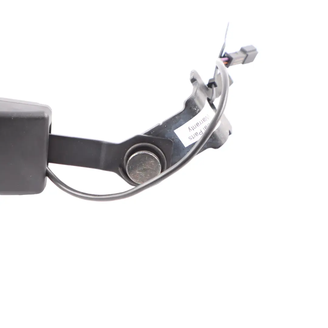 Buckle BMW X5 F15 F85 M Tensioner Belt Rear Left N/S Black to Seat with Part number 7395075 Seat Buckle BMW X5 F15 F85 M Tensioner Belt Rear Left N/S Black - SKU 7395075 - Part number 7395075