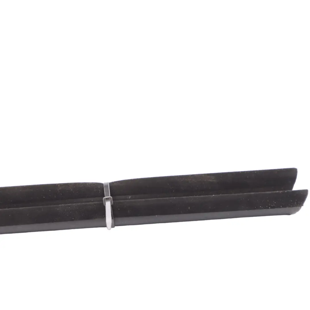Guarnizione Finestra Porta Anteriore Destra per BMW G20 G21 con numero di parte 7407420 BMW G20 G21 Guarnizione Finestra Porta Anteriore Destra - SKU 7407420 - Numero di parte 7407420