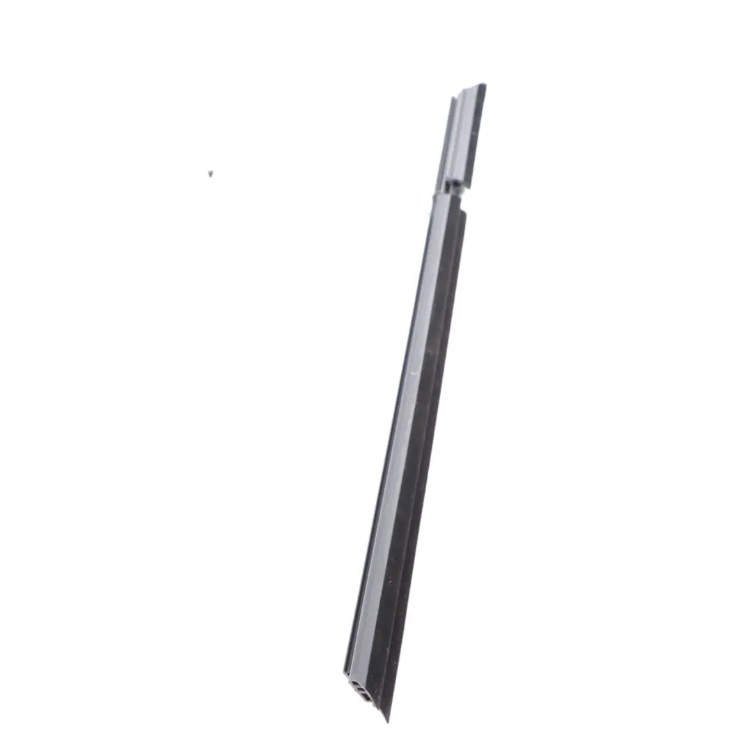  Guarnizione finestrino BMW G20 G21 Porta posteriore destra interna - SKU 7407422 - Numero di parte 7407422