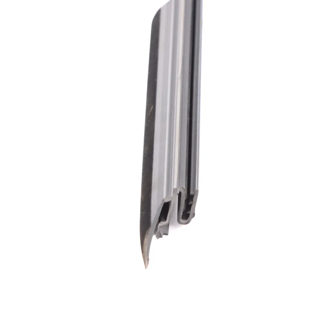  Guarnizione finestrino BMW G20 G21 Porta posteriore destra interna - SKU 7407422 - Numero di parte 7407422