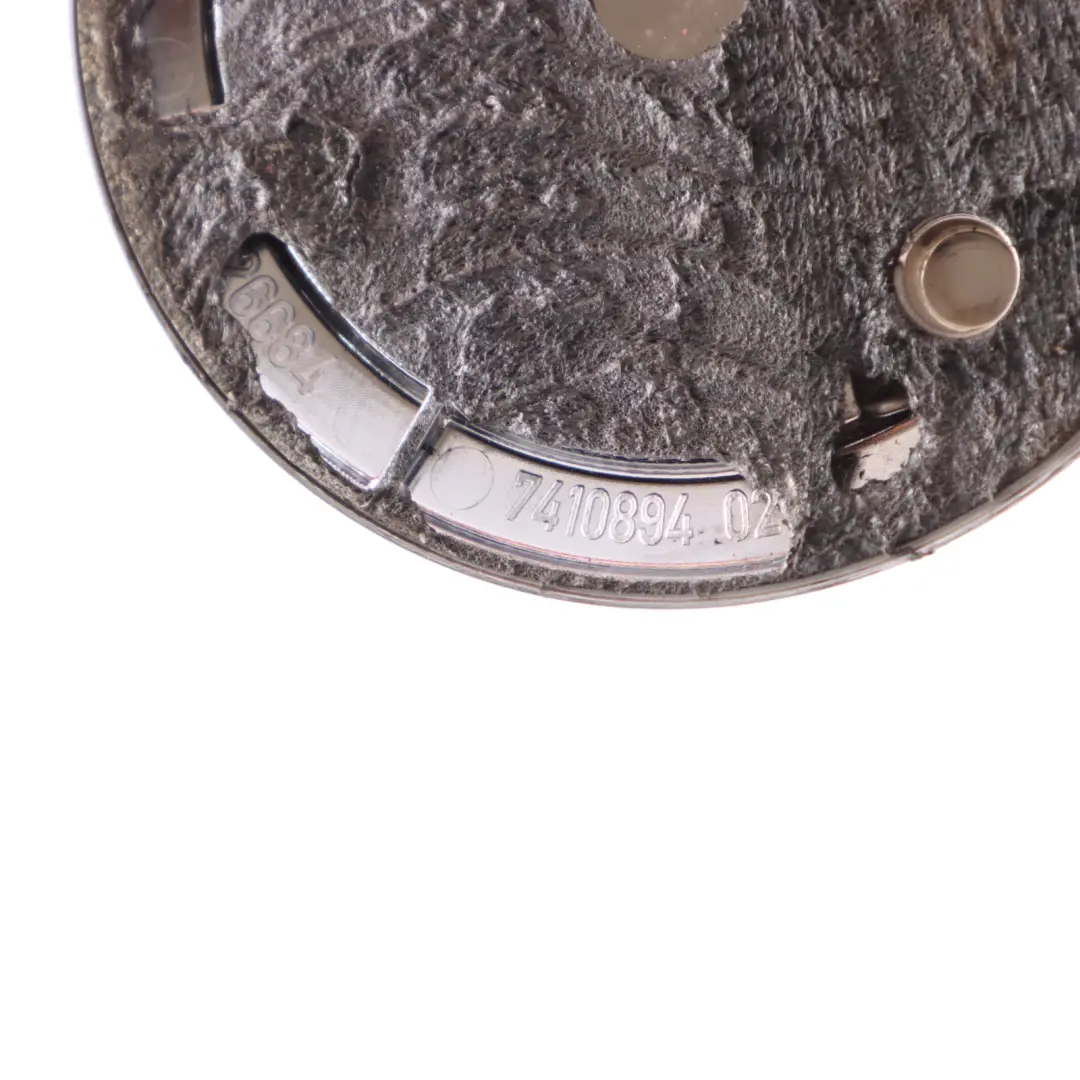 Emblema Maletero Tapa Trasera Tailgate Logo para Mini Countryman F60 con número de pieza 7410894 Mini Countryman F60 Emblema Maletero Tapa Trasera Tailgate Logo - SKU 7410894 - Número de pieza 7410894