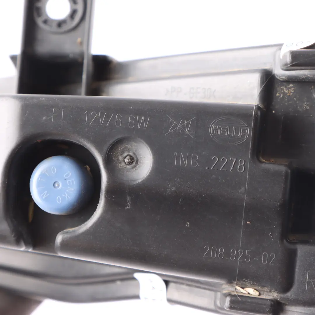 Fog LED Lamp BMW X3 G01 X4 G02 Front Bumper Lower Fog Light Right O/S to with Part number 7412528 Fog LED Lamp BMW X3 G01 X4 G02 Front Bumper Lower Fog Light Right O/S - SKU 7412528 - Part number 7412528