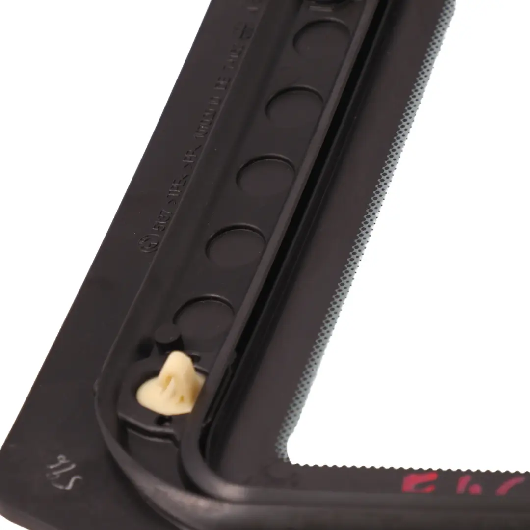 Vetro fisso posteriore sinistro verde AS2 per BMW F46 con numero di parte 7416279 BMW F46 Vetro fisso posteriore sinistro verde AS2 - SKU 7416279 - Numero di parte 7416279