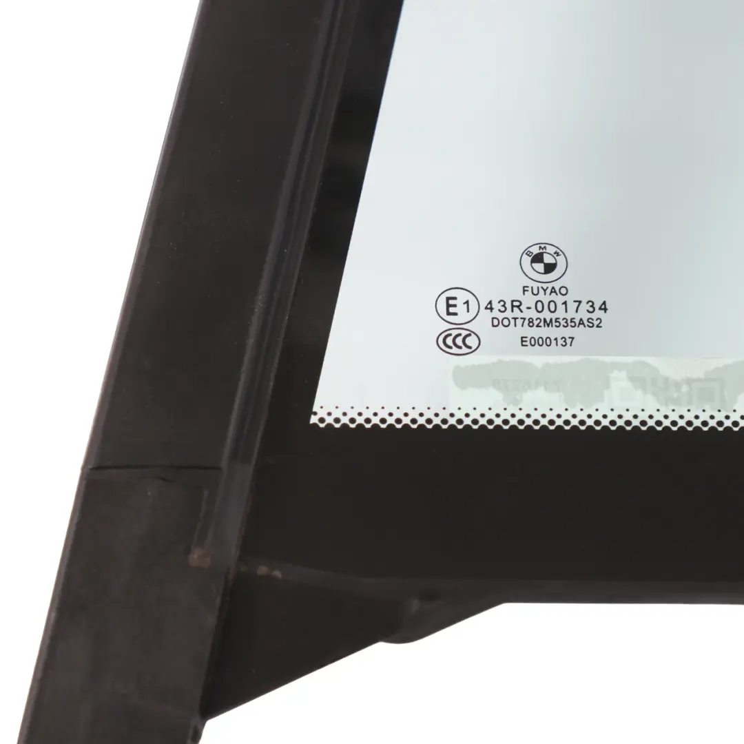 Cristal Fijo Verde Trasero Izquierdo AS2 para BMW F46 con número de pieza 7416279 BMW F46 Cristal Fijo Verde Trasero Izquierdo AS2 - SKU 7416279 - Número de pieza 7416279