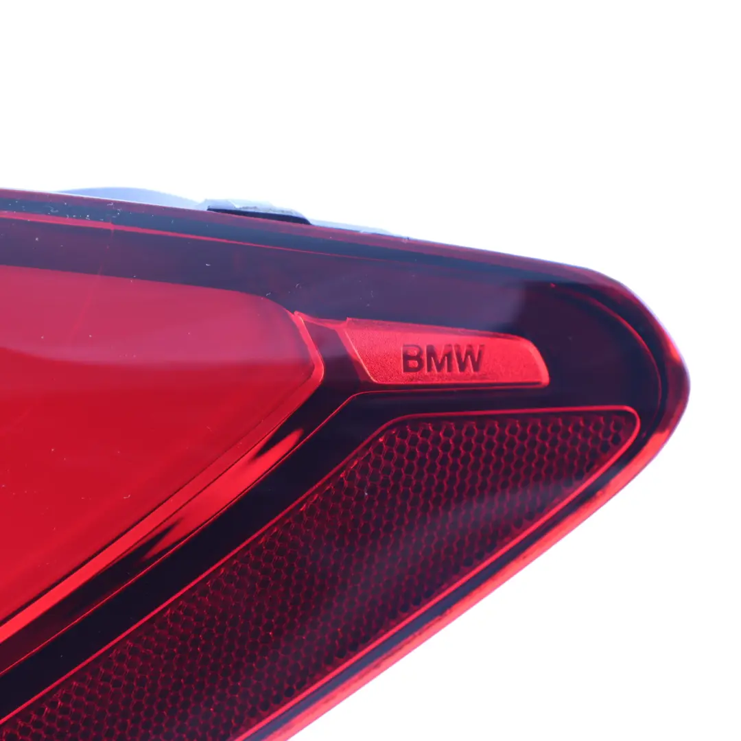 Right O/S Light Lamp Side Panel Tail Light LED to BMW G20 Rear with Part number 7420450 BMW G20 Rear Right O/S Light Lamp Side Panel Tail Light LED - SKU 7420450 - Part number 7420450