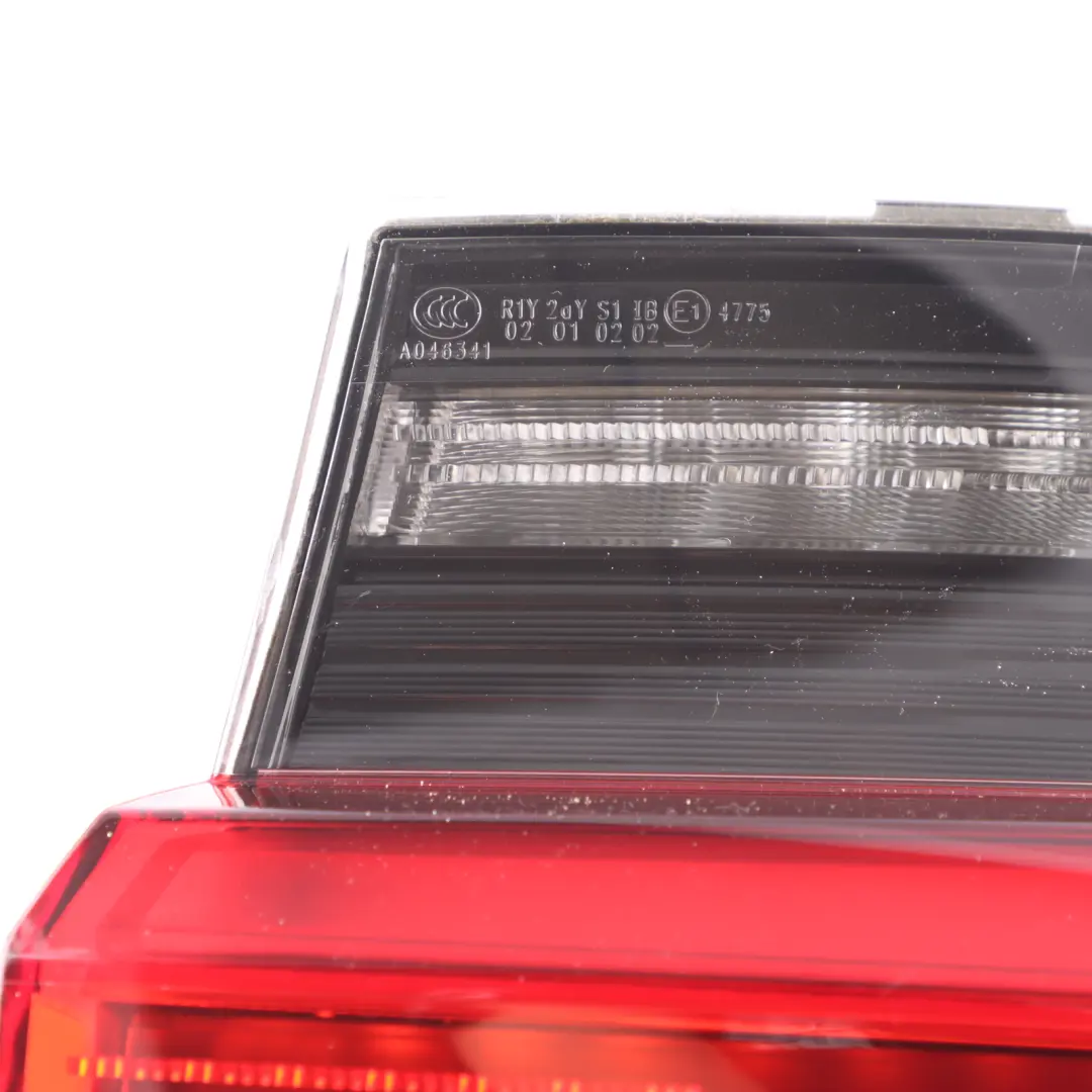 Right O/S Light Lamp Side Panel Tail Light LED to BMW G20 Rear with Part number 7420450 BMW G20 Rear Right O/S Light Lamp Side Panel Tail Light LED - SKU 7420450 - Part number 7420450