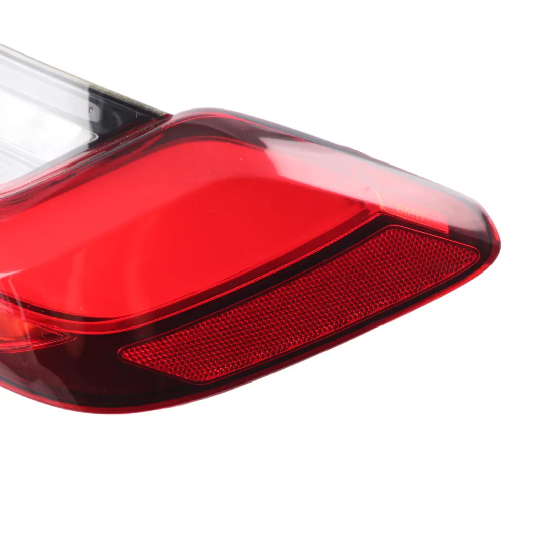 Right O/S Light Lamp Side Panel Tail Light LED to BMW G20 Rear with Part number 7420450 BMW G20 Rear Right O/S Light Lamp Side Panel Tail Light LED - SKU 7420450 - Part number 7420450