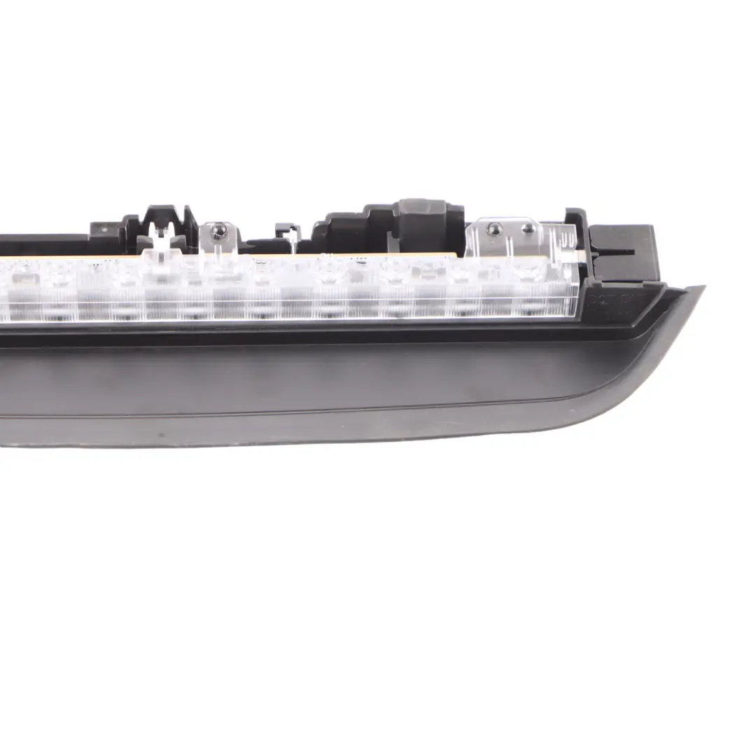 Luce Stop Terza Freno LED Centrale Bagagliaio per BMW G20 con numero di parte 7420460 BMW G20 Luce Stop Terza Freno LED Centrale Bagagliaio - SKU 7420460 - Numero di parte 7420460