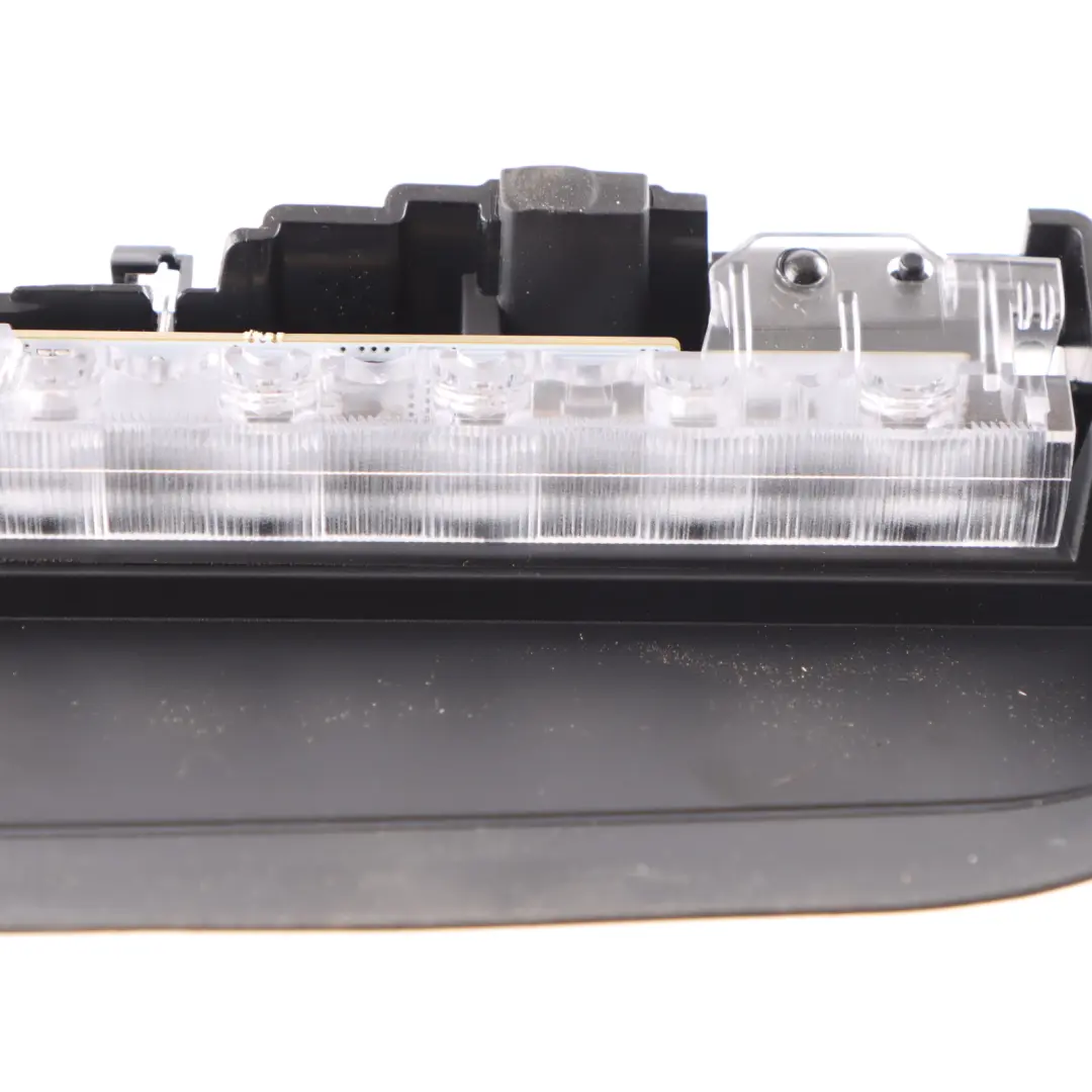 Kofferraum Stopp Lampe Dritte Bremsleuchte LED für BMW G20 mit Teilenummer 7420460 BMW G20 Kofferraum Stopp Lampe Dritte Bremsleuchte LED - SKU 7420460 - Teilenummer 7420460