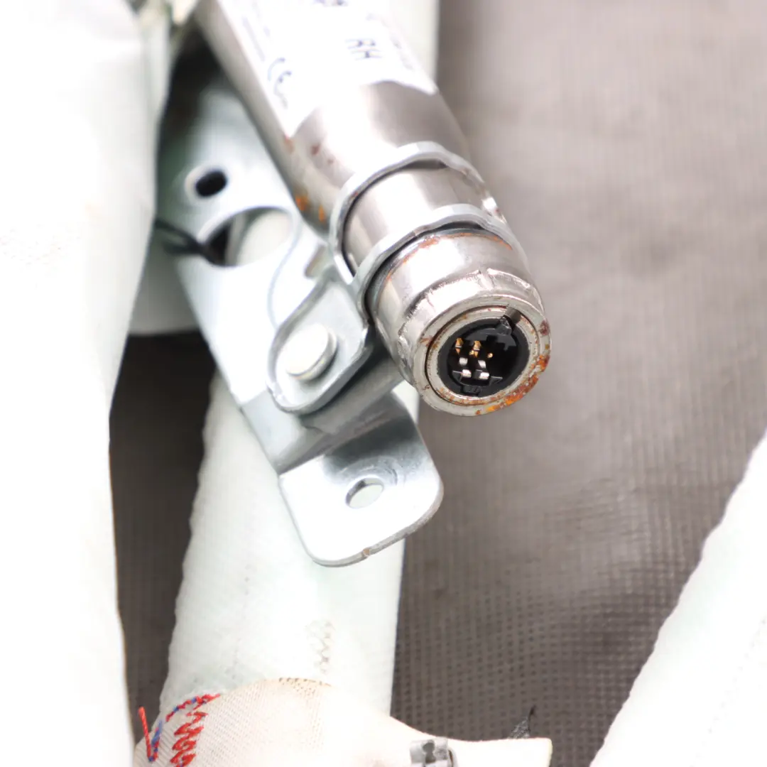 Roof Curtain Head Air Module Right O/S Safety Module to BMW F39 with Part number 7421136 BMW F39 Roof Curtain Head Air Module Right O/S Safety Module - SKU 7421136 - Part number 7421136