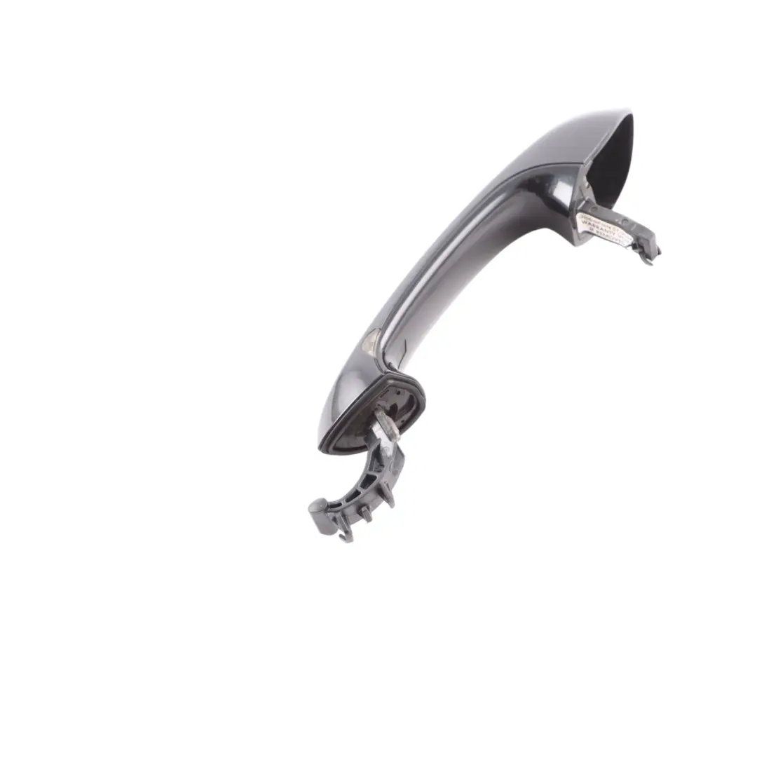 Door Handle Painted Exterior Left Black Sapphire 475 to BMW F90 G30 G31 G32 with Part number 7443019 BMW F90 G30 G31 G32 Door Handle Painted Exterior Left Black Sapphire 475 - SKU 7443019 - Part number 7443019