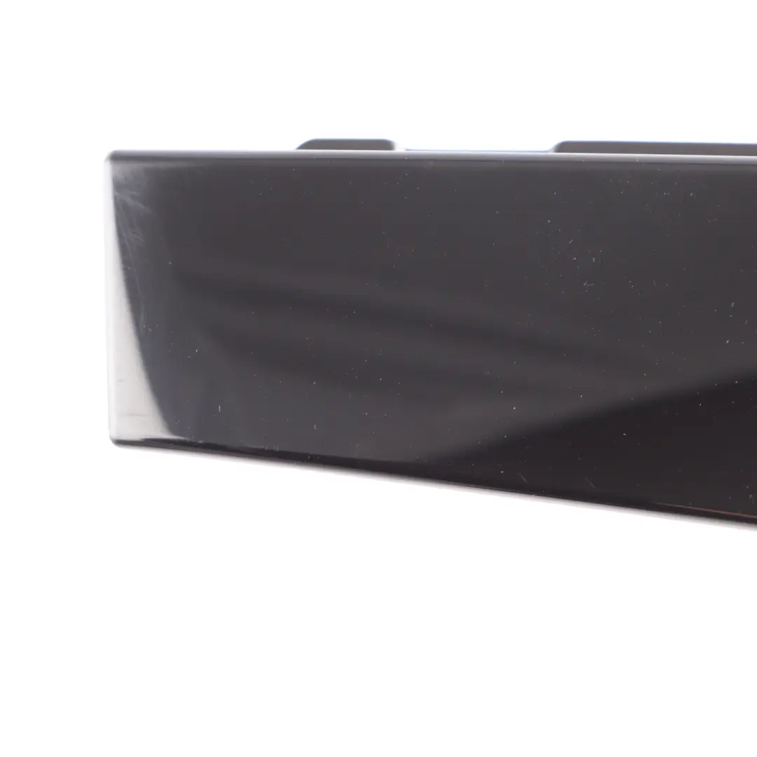 Osłona Słupka B Lewa Tylna Shadow Line Wysoki Połysk do BMW G20 G21 o numerze 7465139 BMW G20 G21 Osłona Słupka B Lewa Tylna Shadow Line Wysoki Połysk - SKU 7465139 - Numer Części 7465139