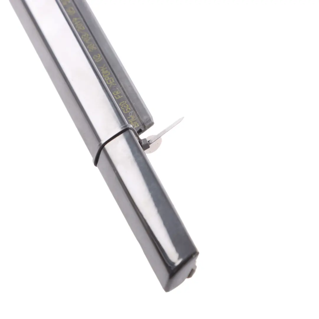 Channel Cover Outer Door Front Right O/S Alu High Gloss to BMW G20 G21 with Part number 7465150 BMW G20 G21 Channel Cover Outer Door Front Right O/S Alu High Gloss - SKU 7465150 - Part number 7465150