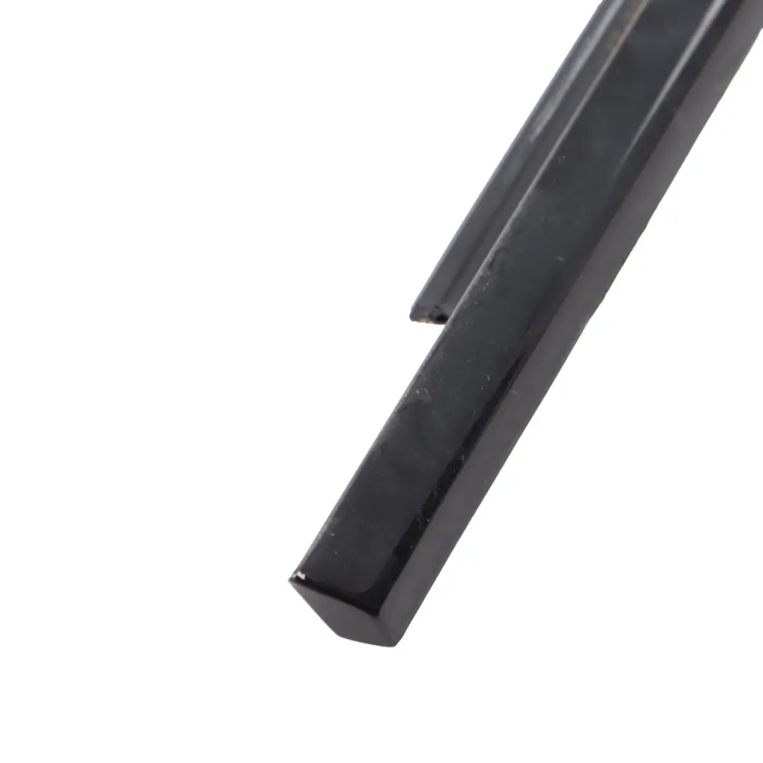 Window Strip BMW G20 Rear Door Right O/S Moulding Trim High Gloss to with Part number 7465152 Window Strip BMW G20 Rear Door Right O/S Moulding Trim High Gloss - SKU 7465152 - Part number 7465152