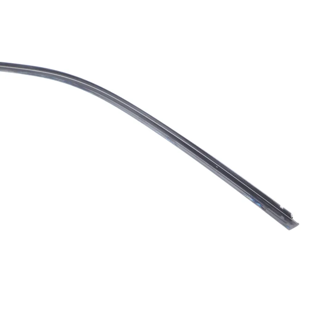 BMW X5 F15 Window Frame Strip Front Door Right O/S Trim Finisher - SKU 7465922 - Part number 7465922