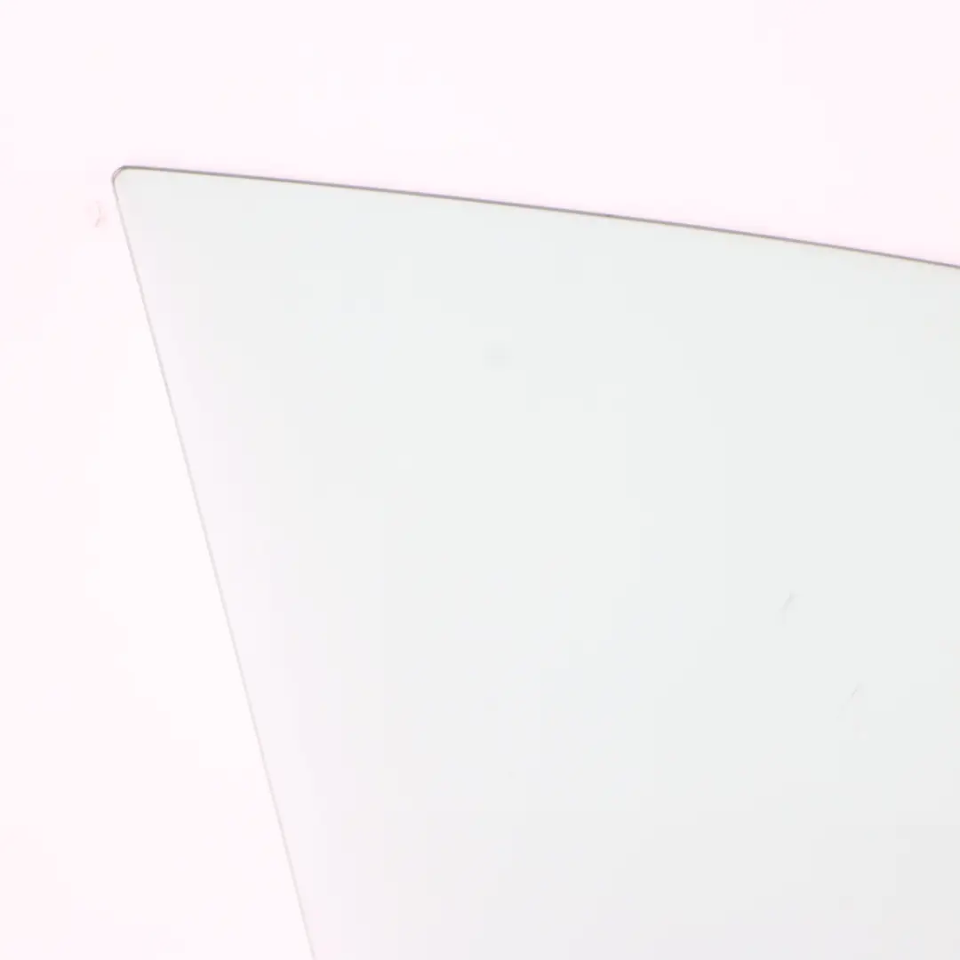 Door Window Glass Front Right O/S Door Glazing Green AS2 to BMW G20 G21 with Part number 7466962 BMW G20 G21 Door Window Glass Front Right O/S Door Glazing Green AS2 - SKU 7466962 - Part number 7466962