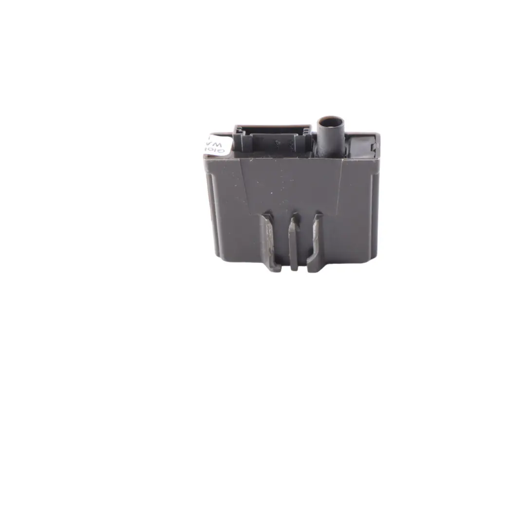 NFC Module BMW G11 G12 Near Field Communication Control Unit to with Part number 6821593 NFC Module BMW G11 G12 Near Field Communication Control Unit - SKU 6821593 - Part number 6821593