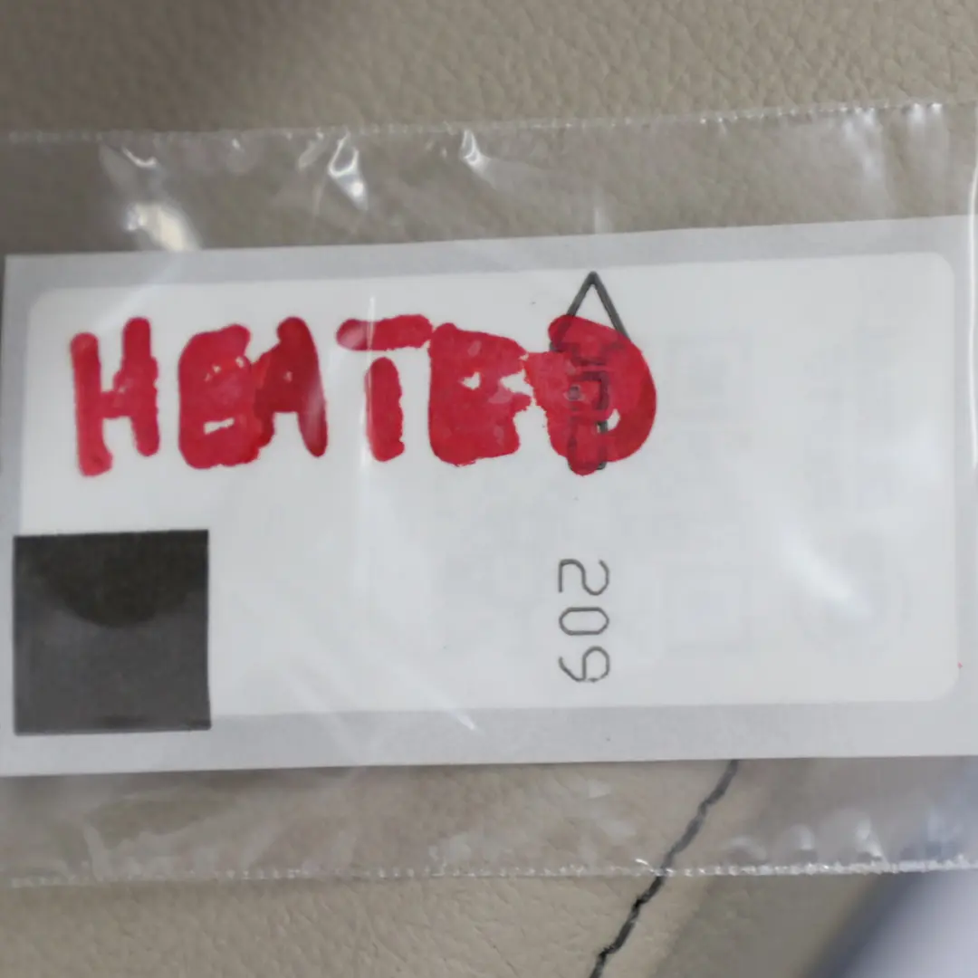 Sedile Anteriore Sport Riscaldato Sinistro Pelle Vernasca Oyster per BMW X3 G01 con numero di parte 7472489 BMW X3 G01 Sedile Anteriore Sport Riscaldato Sinistro Pelle Vernasca Oyster - SKU 7472489-1 - Numero di parte 7472489