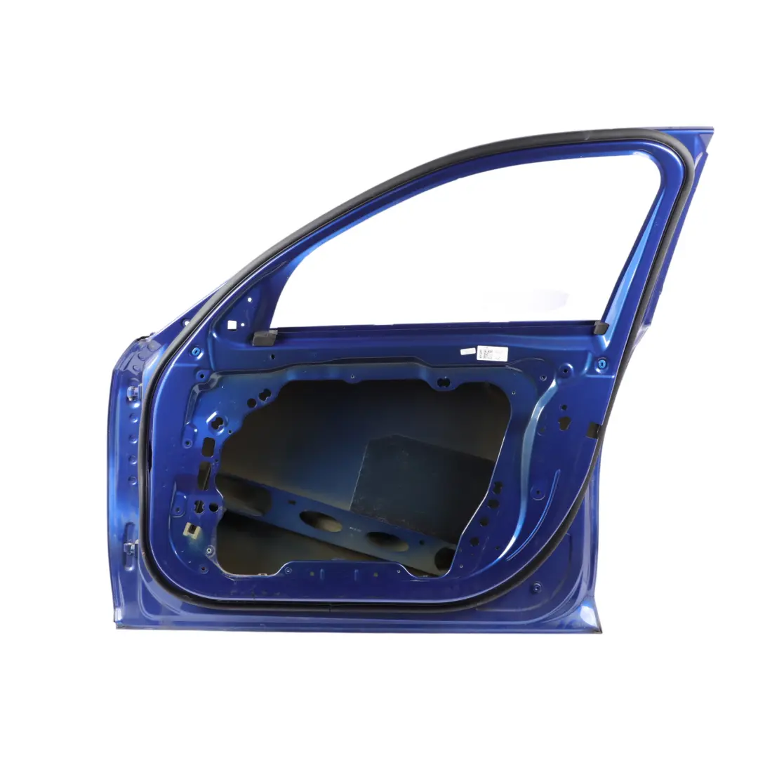 Door Front BMW G20 G21 Right Door O/S Portimao Blue Metallic - C31 to with Part number 7482276 Door Front BMW G20 G21 Right Door O/S Portimao Blue Metallic - C31 - SKU 7482276-POR - Part number 7482276