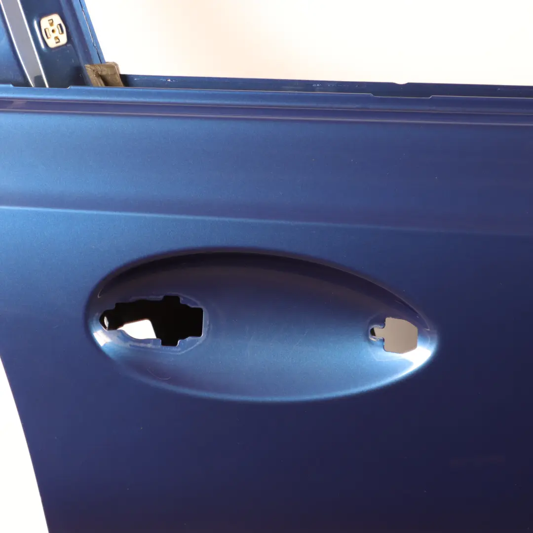Door Front BMW G20 G21 Right Door O/S Portimao Blue Metallic - C31 to with Part number 7482276 Door Front BMW G20 G21 Right Door O/S Portimao Blue Metallic - C31 - SKU 7482276-POR - Part number 7482276