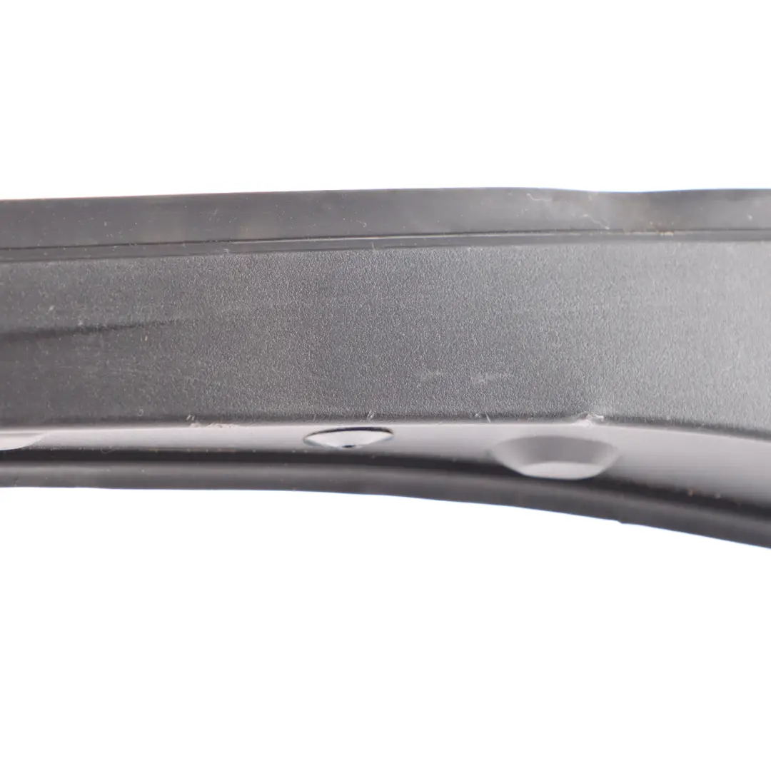 Panel Lateral Trasero Izquierdo Inferior Revestimiento para BMW G22 G26 con número de pieza 7486825 BMW G22 G26 Panel Lateral Trasero Izquierdo Inferior Revestimiento - SKU 7486825 - Número de pieza 7486825