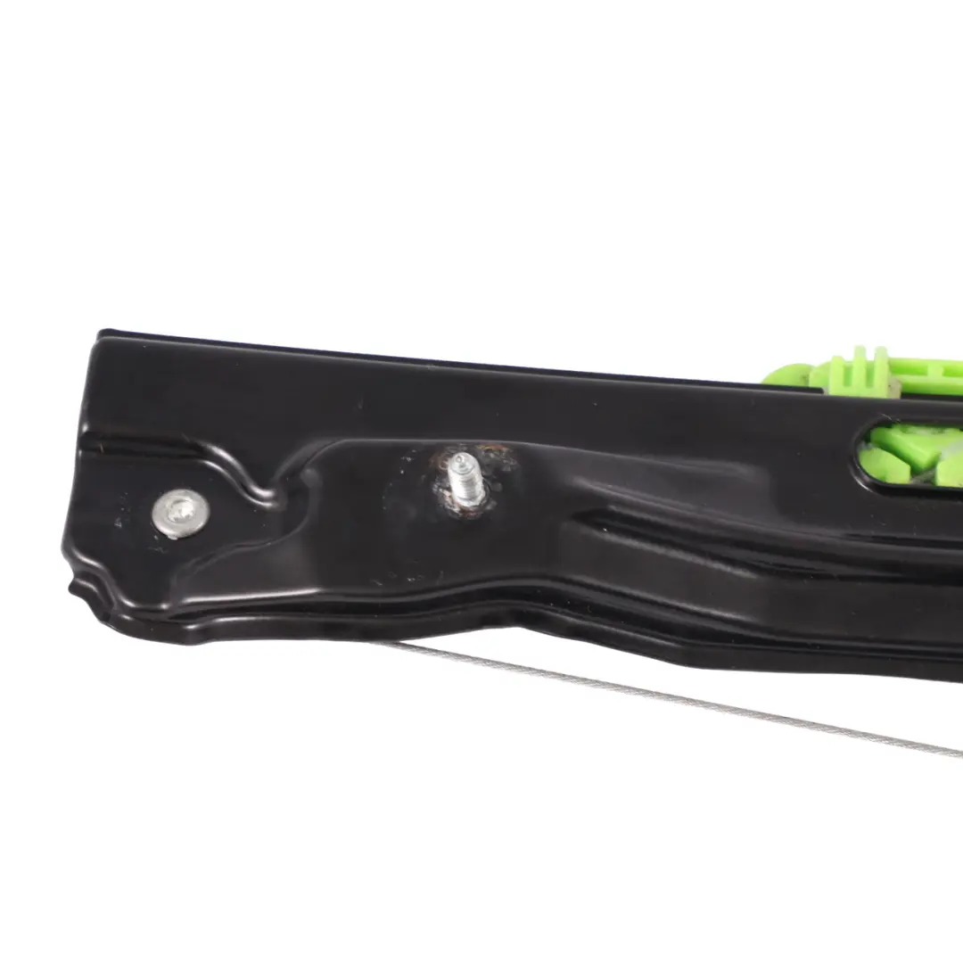 Elevalunas Puerta Trasera Izquierda Motor para BMW F46 Gran Tourer con número de pieza 7490197 BMW F46 Gran Tourer Elevalunas Puerta Trasera Izquierda Motor - SKU 7490197 - Número de pieza 7490197