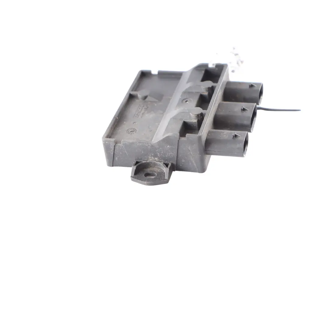 Moduł Sterownik Smart Opener do BMW F10 F30 F34 Mini F54 F60 o numerze 7491439 BMW F10 F30 F34 Mini F54 F60 Moduł Sterownik Smart Opener - SKU 7491439 - Numer Części 7491439