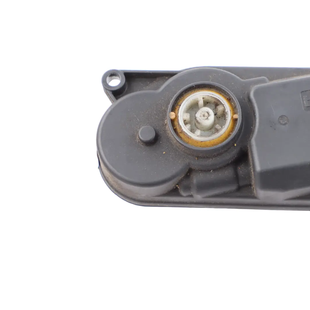 Flap Actuator BMW X3 G01 X4 G02 Grille Air Active Flap Actuator Upper to with Part number 7493167 Flap Actuator BMW X3 G01 X4 G02 Grille Air Active Flap Actuator Upper - SKU 7493167 - Part number 7493167