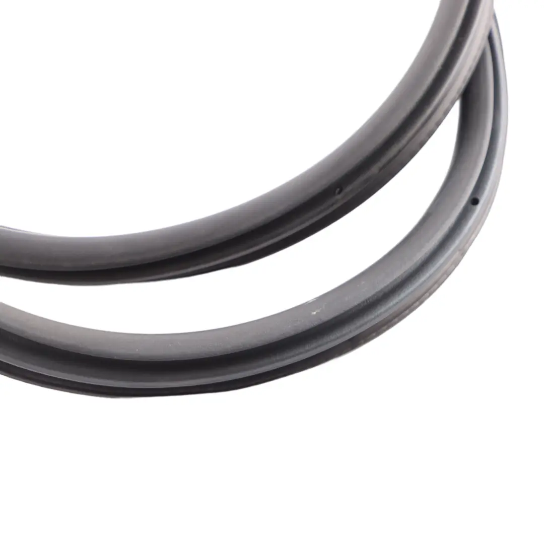 BMW G20 G21 G28 G80 Front Door Seal Gasket Edge Left Right N/O/S 7407373 - SKU 7497912 - Part number 7497912